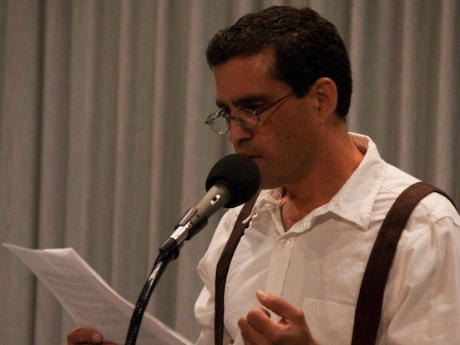 Rodrigo Toscano author photo